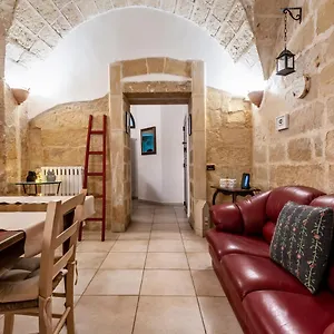 bb-antiche-volte-lecce.lecce-hotels.com/