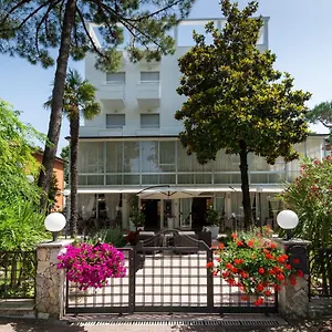 hotel-astor-cervia.emilia-romagnahotels.net/