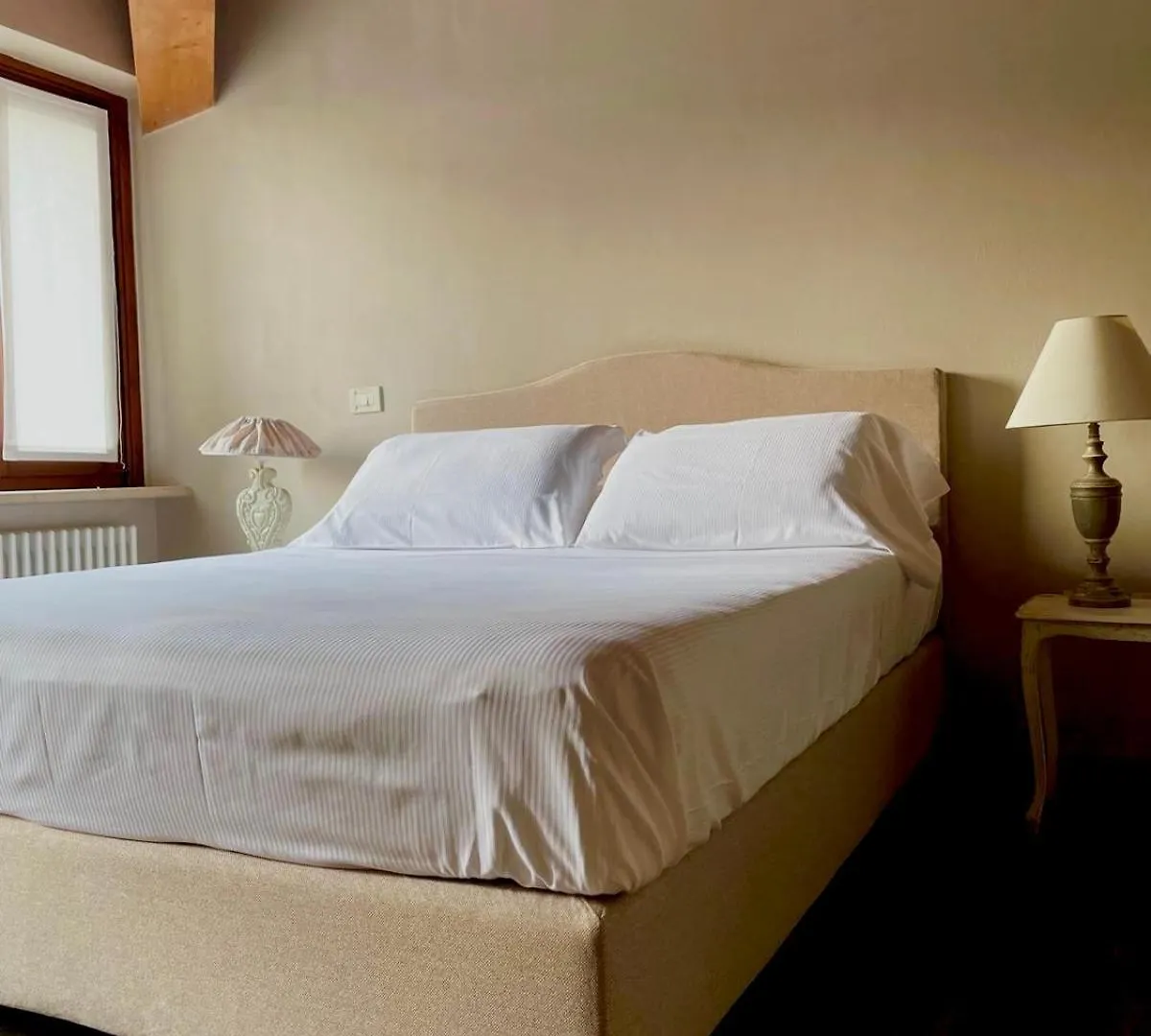Ca' Malfer Bed & Breakfast Costermano